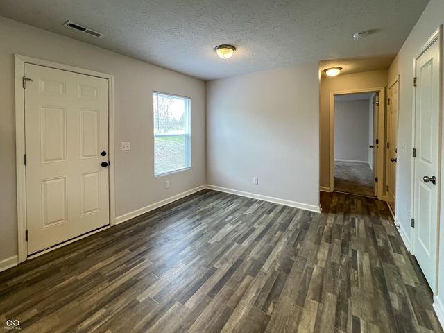 1133 Deer Trail, Connersville, IN 47331