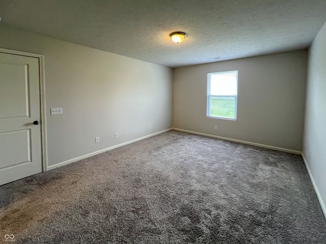 1133 Deer Trail, Connersville, IN 47331