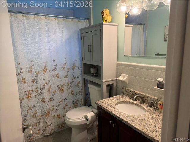 343 S Christine, Westland, MI 48186