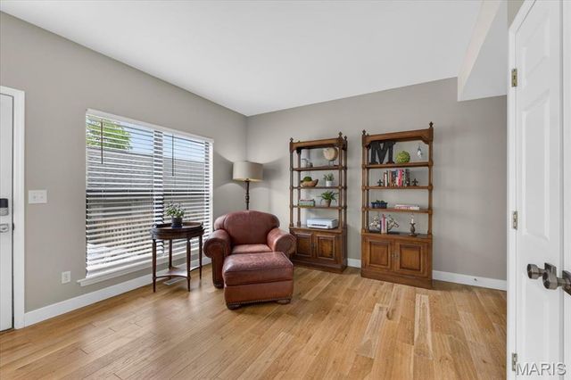 4163 McPherson Avenue, St Louis, MO 63108