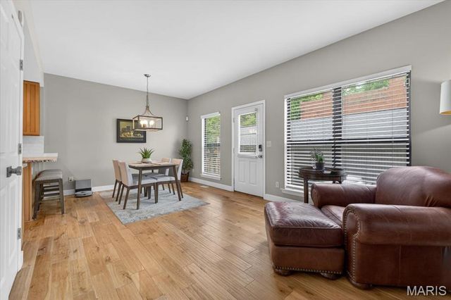 4163 McPherson Avenue, St Louis, MO 63108
