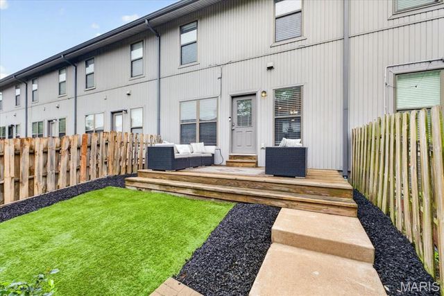 4163 McPherson Avenue, St Louis, MO 63108