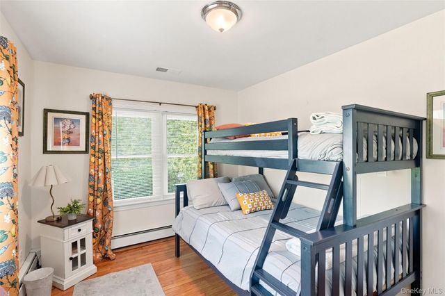 316 State Route 32 N, New Paltz, NY 12561