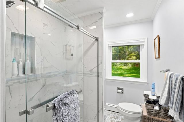 316 State Route 32 N, New Paltz, NY 12561