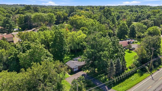316 State Route 32 N, New Paltz, NY 12561
