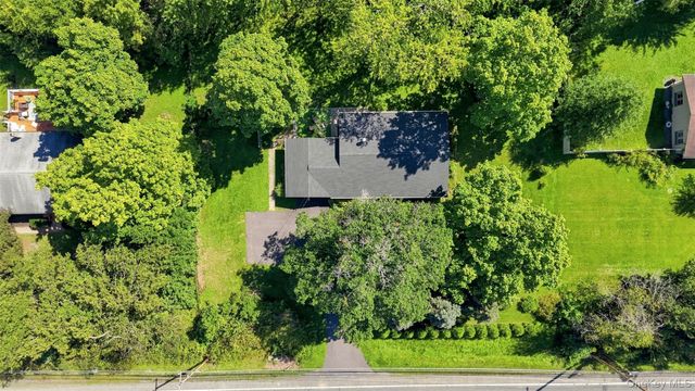 316 State Route 32 N, New Paltz, NY 12561