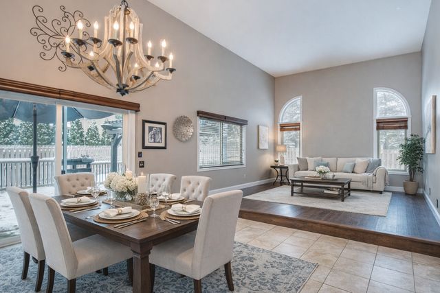 129 Hemlock Place, Vadnais Heights, MN 55127