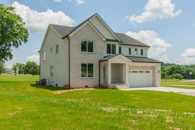 3017 Campbellsville Pike, Columbia, TN 38401