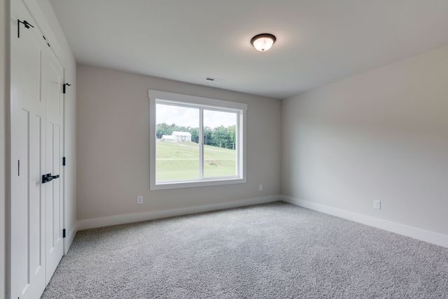 3017 Campbellsville Pike, Columbia, TN 38401