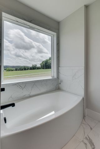 3017 Campbellsville Pike, Columbia, TN 38401