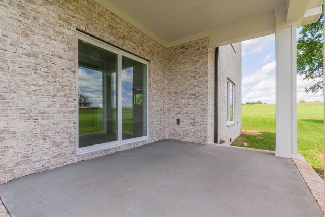 3017 Campbellsville Pike, Columbia, TN 38401