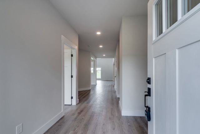 3017 Campbellsville Pike, Columbia, TN 38401