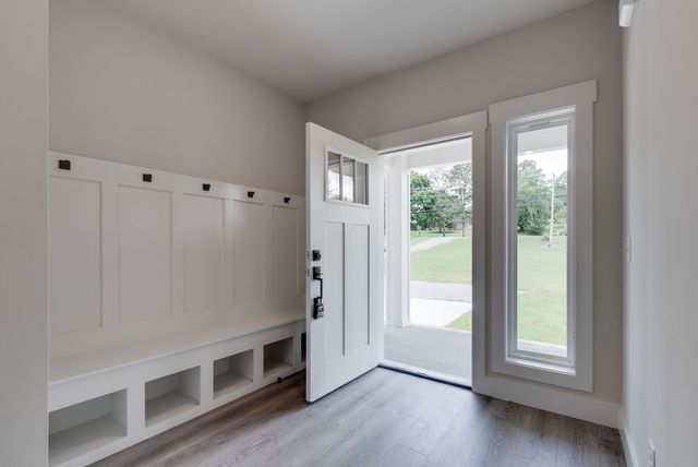 3017 Campbellsville Pike, Columbia, TN 38401