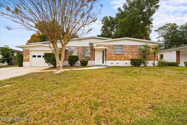 7405 ORTEGA HILLS Drive, Jacksonville, FL 32244