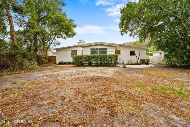 7405 ORTEGA HILLS Drive, Jacksonville, FL 32244