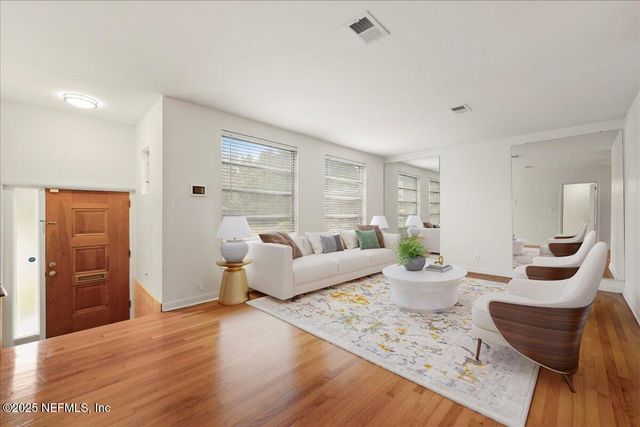 7405 ORTEGA HILLS Drive, Jacksonville, FL 32244