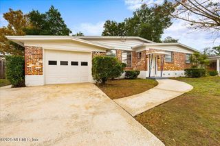 7405 ORTEGA HILLS Drive, Jacksonville, FL 32244