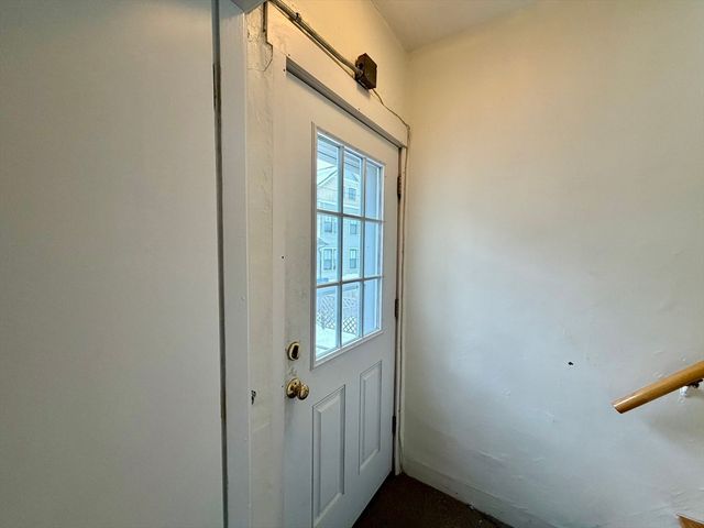 274 Newtonville Ave 274, Newton, MA 02460