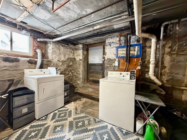 274 Newtonville Ave 274, Newton, MA 02460