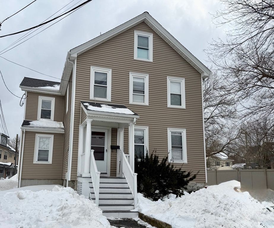 274 Newtonville Ave 274, Newton, MA 02460