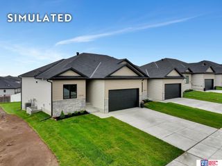 10528 Majestic Lane, Lincoln, NE 68527