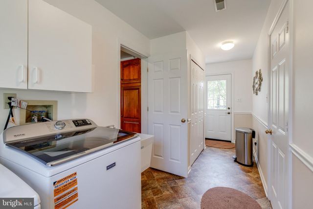 3888 STERLING WAY, Columbia, PA 17512