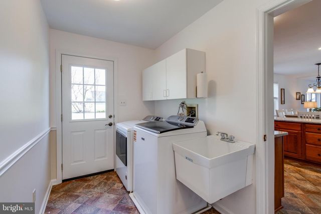 3888 STERLING WAY, Columbia, PA 17512