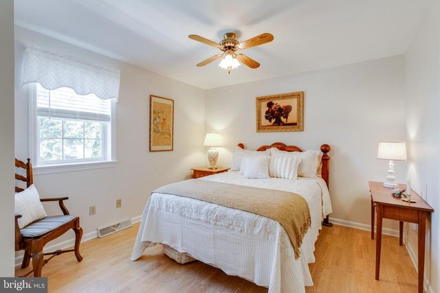 3888 STERLING WAY, Columbia, PA 17512