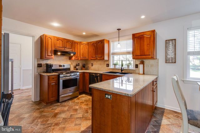 3888 STERLING WAY, Columbia, PA 17512