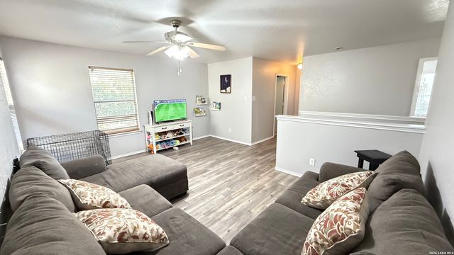 34 Beacon Bay, San Antonio, TX 78239