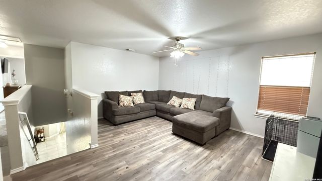 34 Beacon Bay, San Antonio, TX 78239