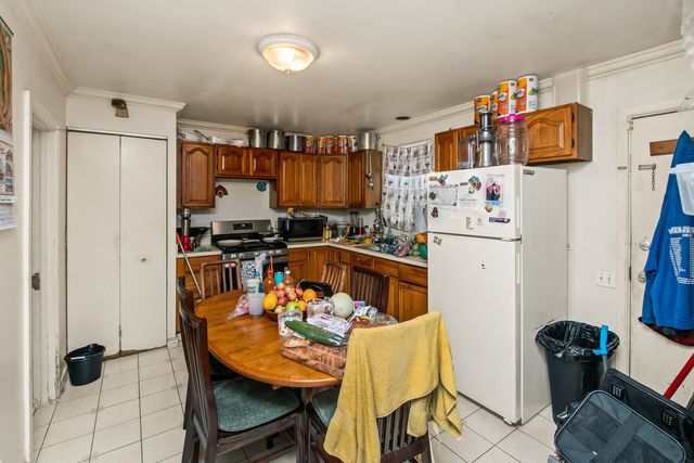 2238 W 21st Place, Chicago, IL 60608