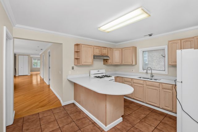 2238 W 21st Place, Chicago, IL 60608