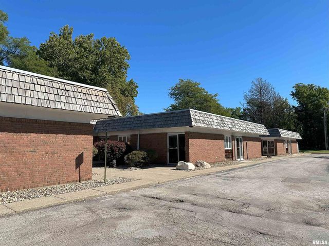 1465 41ST Street, Moline, IL 61265