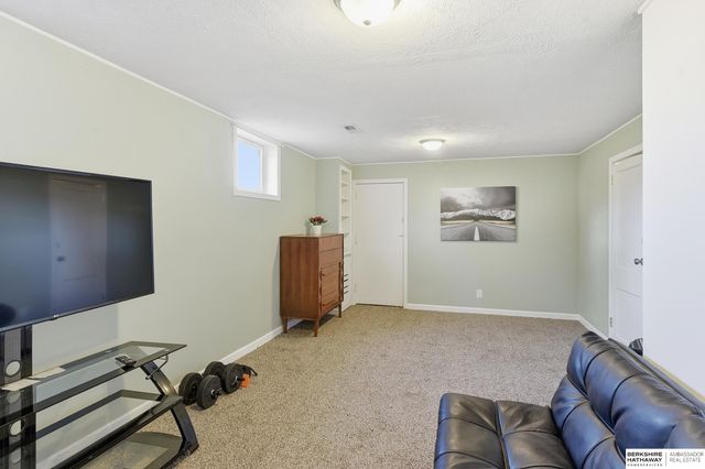 2202 Madison Street, Bellevue, NE 68005