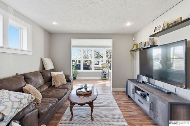 2202 Madison Street, Bellevue, NE 68005