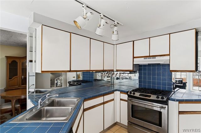 5007 Overlook, Hamburg, NY 14075