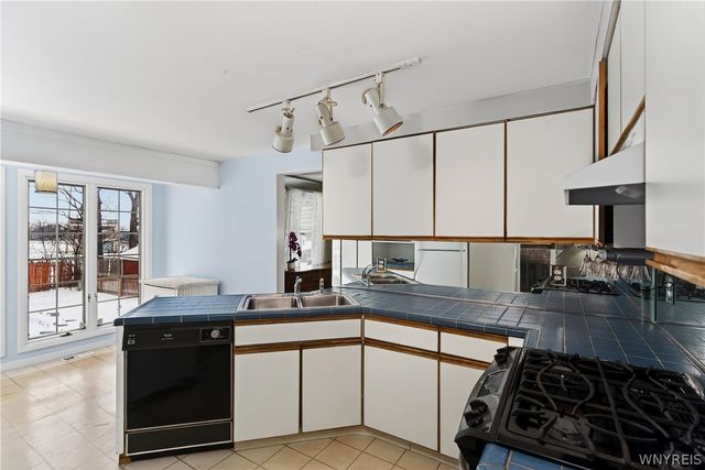 5007 Overlook, Hamburg, NY 14075