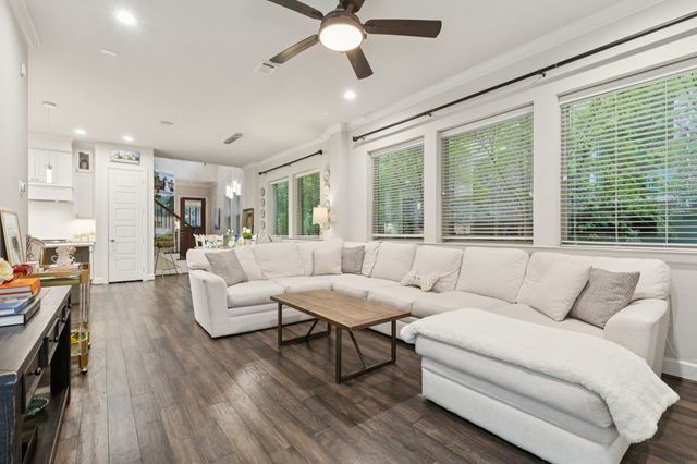 8643 Thorbrush Place, Dallas, TX 75238