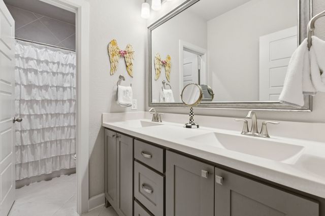 8643 Thorbrush Place, Dallas, TX 75238