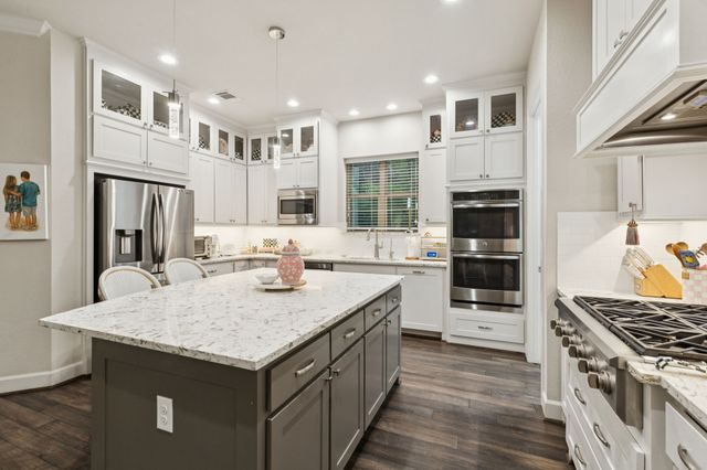 8643 Thorbrush Place, Dallas, TX 75238