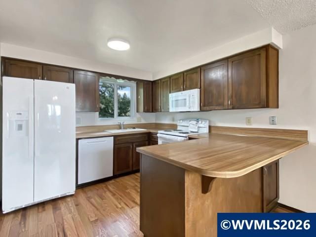 710 NE 5th St, Willamina, OR 97396