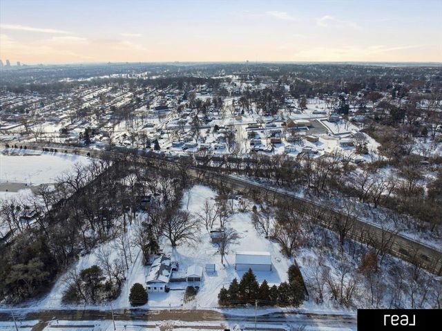 5057 Kansas Avenue, Omaha, NE 68104