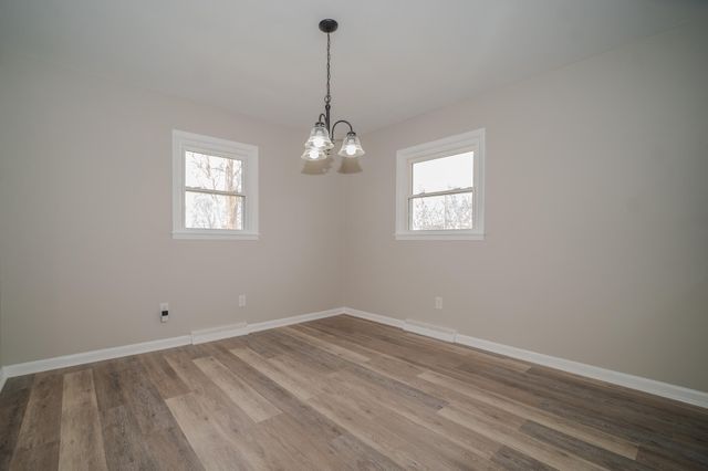 820 N WEST PARK LN, Columbia, MO 65201