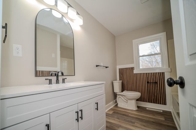 820 N WEST PARK LN, Columbia, MO 65201