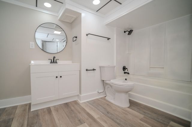820 N WEST PARK LN, Columbia, MO 65201