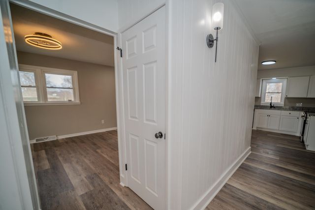 820 N WEST PARK LN, Columbia, MO 65201