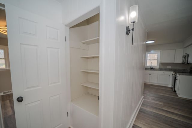 820 N WEST PARK LN, Columbia, MO 65201