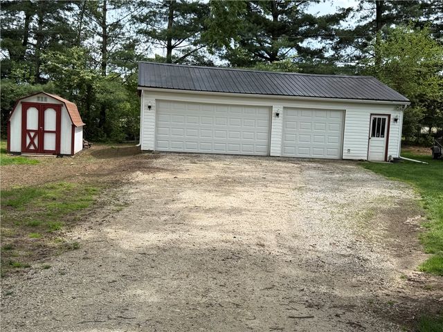 344 Green Acres Drive, Springfield, OH 45504