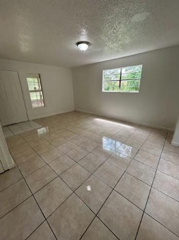 2520 SE 45th Street, Oklahoma City, OK 73129